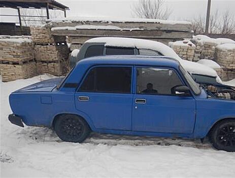 Пьяный подросток и 20-летний рецидивист задержаны за угон автомобиля в Безенчуке