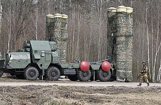 Лукашенко: Войска ПВО Белоруссии находятся в повышенной боевой готовности