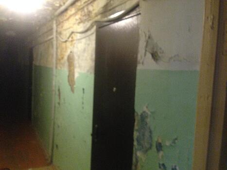 В общежитии на Белоконской горячая вода затопила несколько этажей