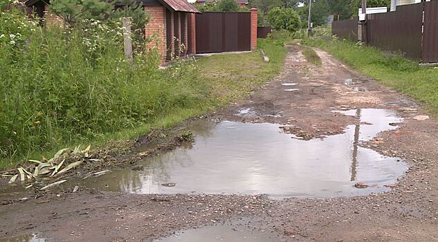 Жители деревни Загорново уже пять лет добиваются ремонта дороги