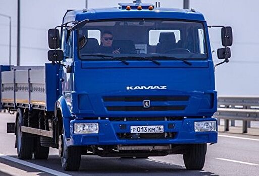 Беспилотный КамАЗ появится на российских дорогах