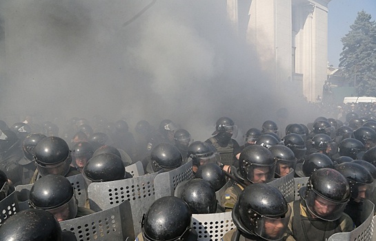 СБУ не рассматривает взрыв у Рады в Киеве как теракт