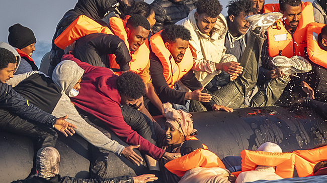 Переселенческая бомба: в Британию за 5 лет въехали почти 4 млн мигрантов