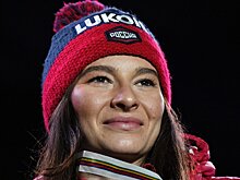 Бронзовый финиш Натальи Непряевой в «разделке» на «Тур де Ски». Видео