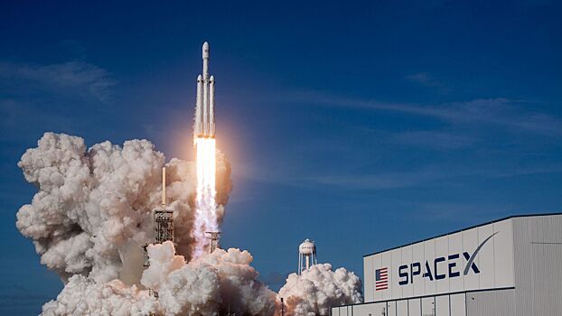 Стало известно о проблемах у SpaceX со спутниками Starlink V2