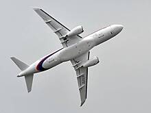 Летевший в Москву пассажирский Sukhoi Superjet подал сигнал тревоги