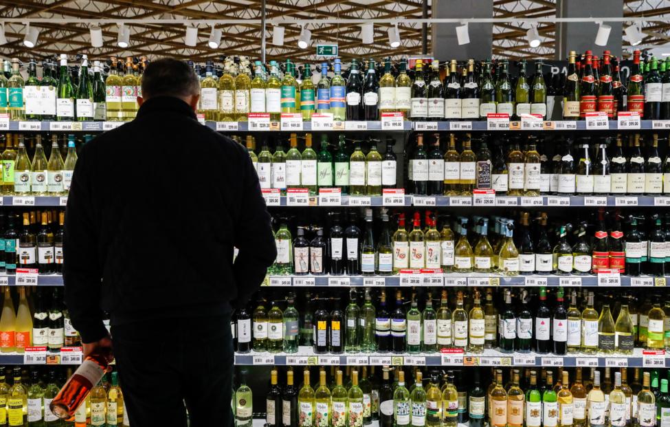 В российском регионе закрыли 70% алкомаркетов