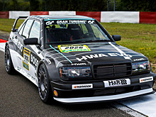 Mercedes-Benz возродила культовый гоночный автомобиль 90-х