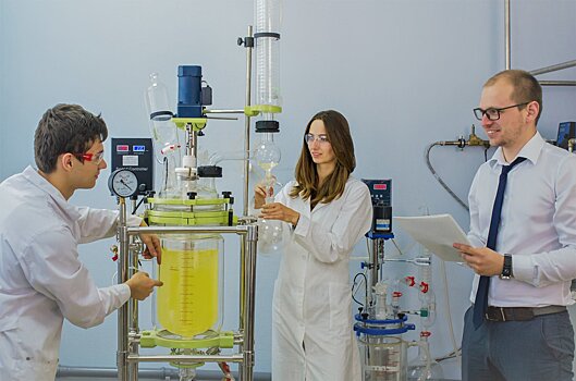 Гибридные российские полимеры защитят самолеты от пожара