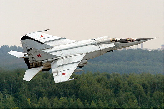 Popular Mechanics: МиГ-25 наводил ужас на страны НАТО