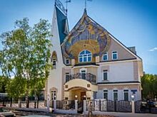 В Ханты-Мансийске открылась выставка, посвященная русским монастырям