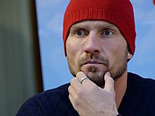 Костомаров опубликовал фото с семьей