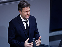 Вице-канцлер ФРГ: Германия рассмотрит "все санкционные возможности" в случае агрессии РФ