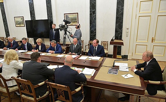 Минтруд: Безработица в РФ выросла, но при этом снижается