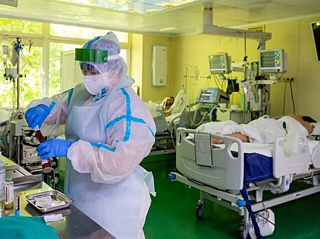 В РФ за сутки выявили 14 736 случаев заражения COVID-19