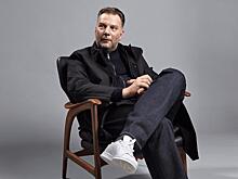 Пельмени, демоны и Хемингуэй: публикуем главу из новой книги Алекса Дубаса «Прометей»