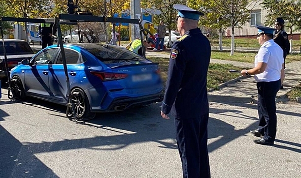 В Волгограде за неуплату 60 штрафов арестовали иномарку должника