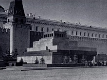 Что Гитлер планировал сделать с телом Ленина