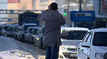 Воронежцы выстроились в километровую очередь за дешёвым бензином