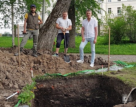 В Архангельске продолжаются археологические раскопки в парке у Драмтеатра