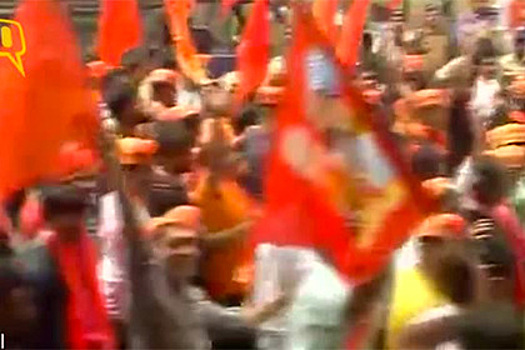 В Мумбаи миллион маратхов вышли на «молчаливый марш» ради работы и образования