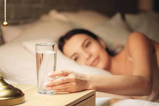 Названы помогающие выглядеть моложе фрукты