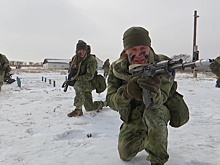 Разведчики уничтожили бронетехнику и сняли часовых: впечатляющие кадры подготовки к АрМИ в Приморье