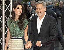 «Воодушевлял и вдохновлял»: Амаль Клуни поблагодарила мужа за терпение к ее работе