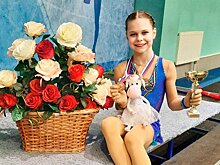 Перворазрядница Софья Глаголевская прыгнула четверной тулуп на турнире в Санкт-Петербурге — чем уникально её достижение