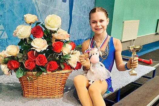Перворазрядница Софья Глаголевская прыгнула четверной тулуп на турнире в Санкт-Петербурге — чем уникально её достижение
