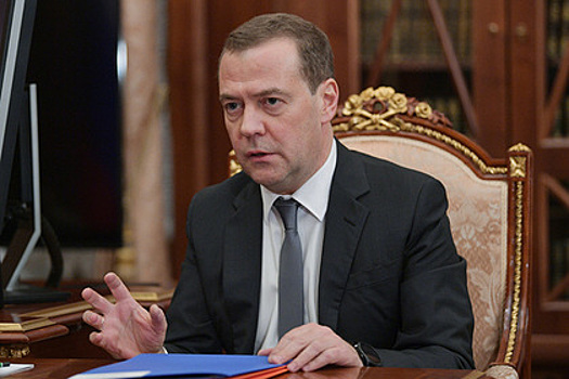 Медведев призвал «Роскосмос» меньше говорить и больше делать