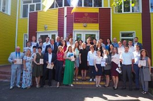 Оренбуржцам вручили дипломы «Гражданского университета»