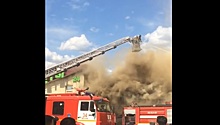 Опубликовано видео крупного пожара в торговых рядах на Ярославском шоссе