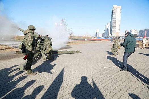 В Чите и Хабаровске прозвучали полуденные выстрелы