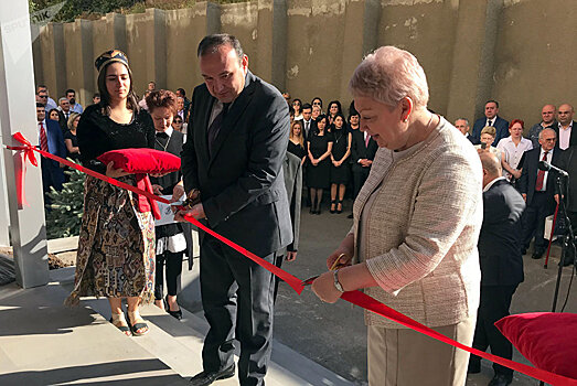 Школа имени самого любимого в Армении министра открылась при филиале МГУ