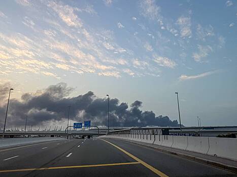 Россияне продолжили отпуск на пляжах атакованного Ираном Дубая