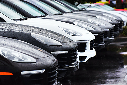 Евросоюз обсуждает возможный запрет на ввоз в Россию премиальных автомобилей