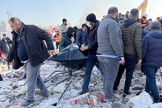 В Турции арестовали почти 60 человек по обвинению в мародерстве после землетрясений