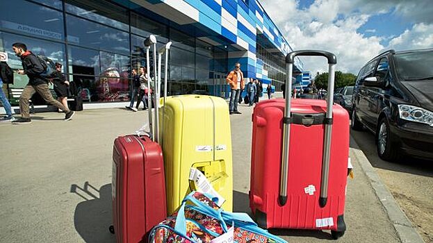 Десятки россиян остались без багажа после рейса из Таиланда