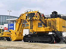 Японская стройкомпания Komatsu пока не планирует уходить с российского рынка