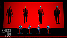 Основатели Kraftwerk и Telex записали песню против загрязнения океана