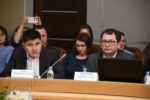 В Оренбурге обсудили повышение стандартов качества управления многоквартирными домами