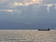 В Черном море из-за «внешнего воздействия» горит танкер