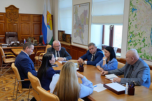 Депутаты Заксобрания Кировской области обсудили с губернатором Александром Соколовым вопрос увеличения депутатского корпуса региона