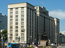 В Госдуме ко Дню учителя представили детские рисунки из разных регионов