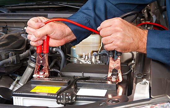 «РГ»: Автоэксперт Васильев нашел легкие способы завести машину в сильный мороз