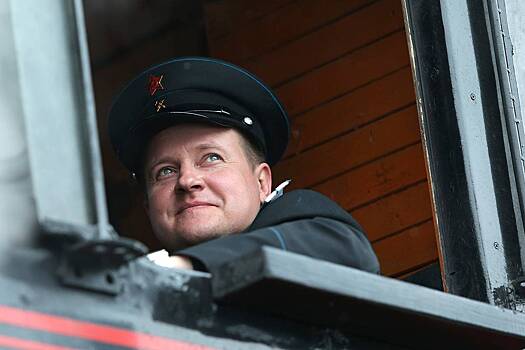 Открытки с Днем железнодорожника: 30+ картинок и поздравлений