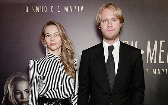 Светлана Устинова и Илья Стюарт устроили редкий выход в свет вместе