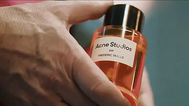 Acne Studios готовит свой первый аромат