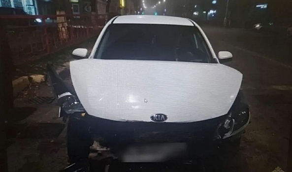 В Волгоградской области 22-летнюю девушку подозревают в угоне машины знакомой